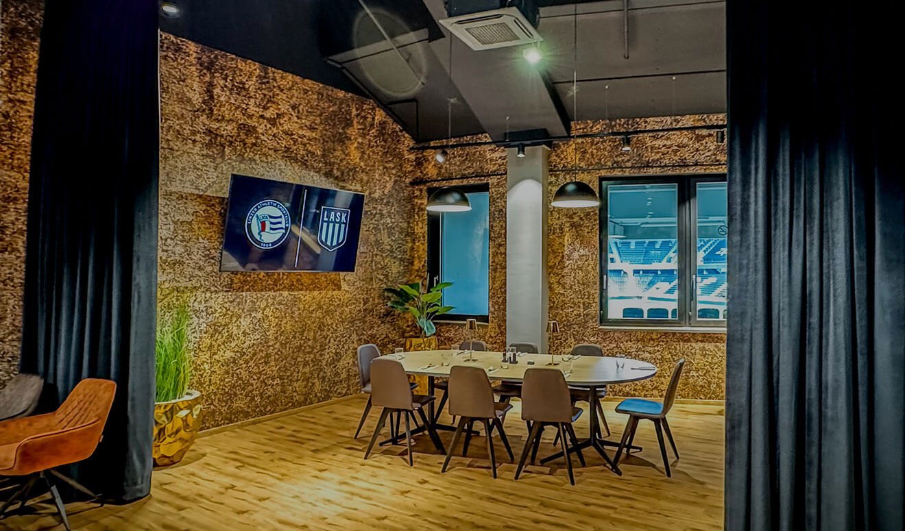LASK Linz Restaurant - "Dunkelschwarz" in der Raiffeisen Arena