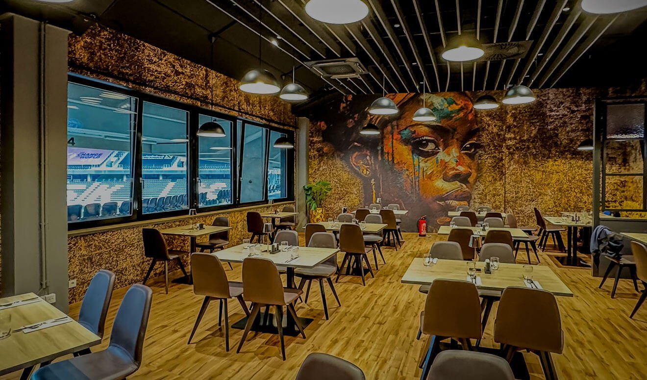 LASK Linz Restaurant - "Dunkelschwarz" in der Raiffeisen Arena